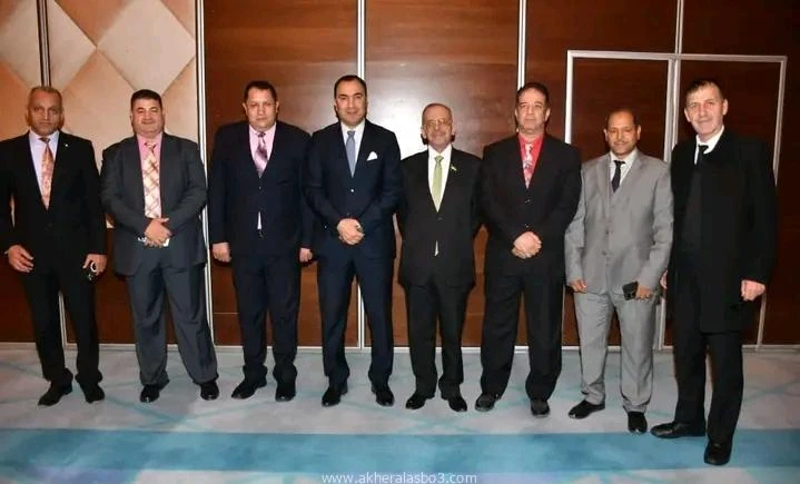 كتب : دكتور فوزي الحبال احتفلت سفارة كينيا بالكويت في فندق كراون بلازا بقاعة البركة بمناسبة العيد الوطني وبدأ الحفل بعزف السلام الوطني للدولتين. حيث استقبلت السفيرة حليمة محمود سفي