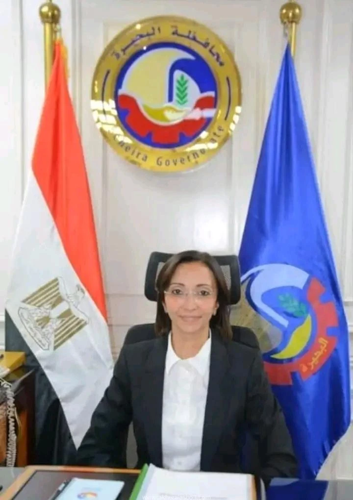 طريق الرحمانيه شبراخيت يحتاج إلى نظره كتب معتز القط من الواضح من قيادات المحافظة بالبحيرة سواء الدكتورة جاكلين عازر محافظ البحيرة والساده مسؤولي