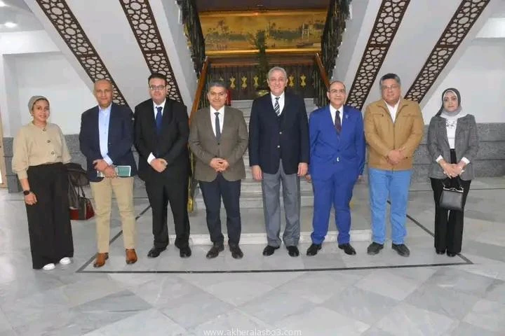 محافظ الغربية طفرة في تدريب الكوادر الطبية واعتماد 32 مركزا تدريبيا و 200 قسم طبي في مستشفيات المحافظة كتبمحمود شتا استقبل اللواء أشرف الجندي، محافظ