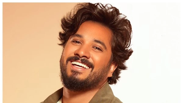 تفاصيل حفل مصطفى حجاج ليلة رأس السنة يستعد المطرب مصطفى حجاج لإحياء حفل ليلة رأس السنة الجديدة داخل فندق كونكورد بالقاهرةومن المفترض أن يقدم حجاج