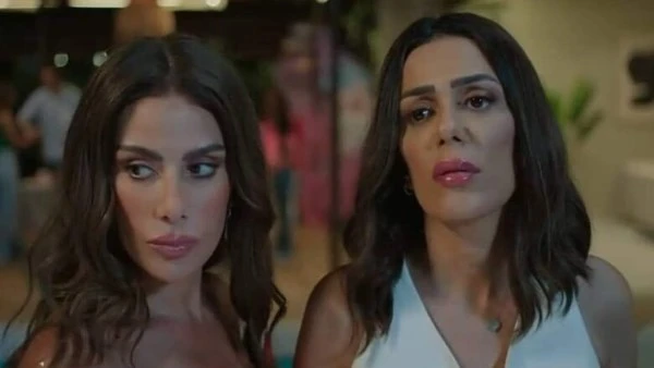 إنجي المقدم عن ملابسها وصبا مبارك في وتر حساس: مقصودة ردت الفنانة إنجي المقدم، على جدل وانتقادات ملابسها هي والفنانة صبا مبارك في مشاهد وأحداث مسلسل