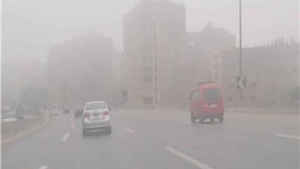 مسؤول سوري يكشف حقيقة توزير أحمد الشرع في الحكومة المؤقتة (خاص) شهدت الساعات الماضية تداول أنباء غير مؤكدة حتى الآن تفيد بتنصيب ماهر الشرع، شقيق أحمد الشرع، قائد هيئة تحرير الشام و