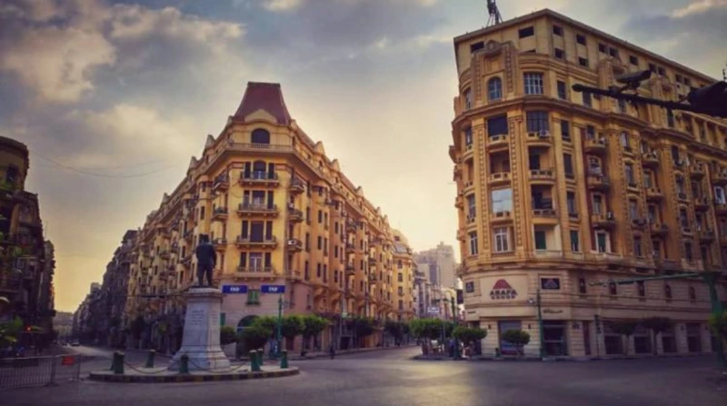 مليار و200 مليون جنيه.. خطة الإسكان لتطوير منطقة وسط البلد أكد وزير الإسكان والمرافق والمجتمعات العمرانية، شريف الشربيني، أن منطقة وسط البلد تعد