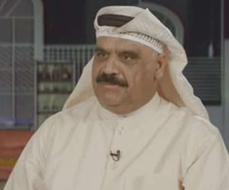 الفنان داوود حسين طلع بوليفي وليس كويتي جريدة افاق عربية انشغل العديد من محبي ومتابعي الفنان والممثل الشهير داود حسين بخبر سحب جنسيته الكويتية بمرسوم رسمي منذ أمس السبت.فحسين من ال