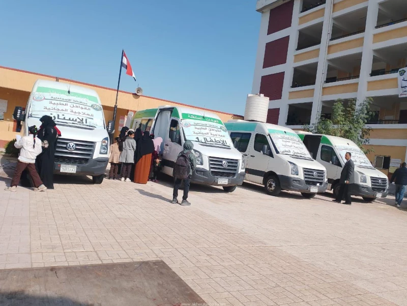 كتبت أمل عبد الرحيم اختتمت اليوم الثلاثاء القافلة الطبية التي أطلقتها مديرية الصحة بقرية المحسمة الجديدة التابعة لإدارة أبوصوير الصحية، ضمن مبادرة رئيس الجمهورية حياة كريمة، للكشف 