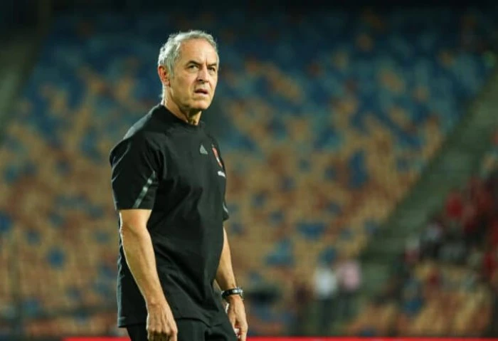 بفرمان من كولر، تحقيق عاجل في النادي الأهلي يعيش النادي الأهلي أياما من التوتر داخل صفوفه بعد قرار مفاجئ من المدير الفني السويسري، مارسيل كولر، بفتح تحقيق عاجل مع الجهاز الطبي للنا