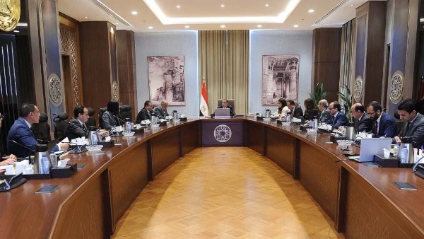 رئيس الوزراء يتابع إجراءات طرح محطة جبل الزيت لتوليد الكهرباء من طاقة الرياح تابع الدكتور مصطفى مدبولي، رئيس مجلس الوزراء، في اجتماع عقده اليوم بمقر