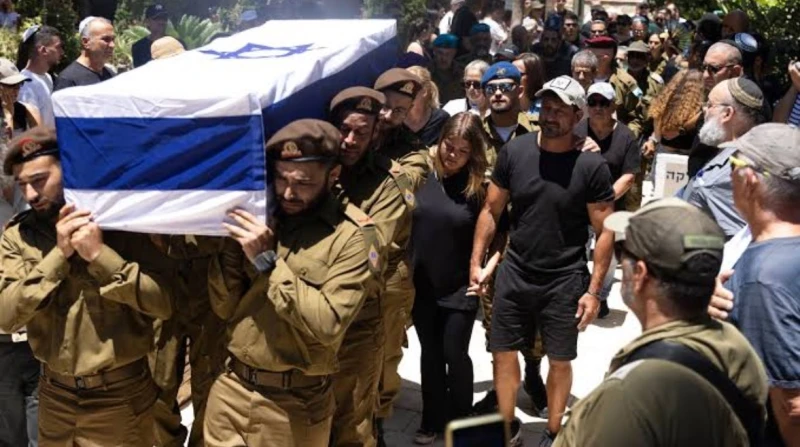 هجرة الإسرائيليين تزيد عن الضعف في 2024.. رقم صادم قالت دائرة الإحصاء المركزية الإسرائيلية، اليوم، إن عدد الإسرائيليين الذين غادروا البلاد في عام