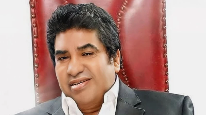 مكان وموعد عزاء الفنان أحمد عدوية كشف نجل الفنان الراحل أحمد عدوية، المطرب محمد عدوية، عن موعد ومكان عزاء والده الذي رحل عن عالمنا مساء أمس.موعد