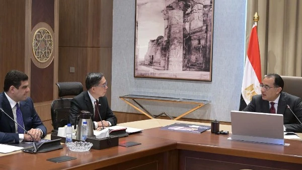 الأسواق الدولية تحبس أنفاسها.. المركزي الأمريكي يحسم سعر الفائدة على الدولار اليوم تترقب الأسواق العالمية، اليوم الأربعاء، قرار مجلس الاحتياطي