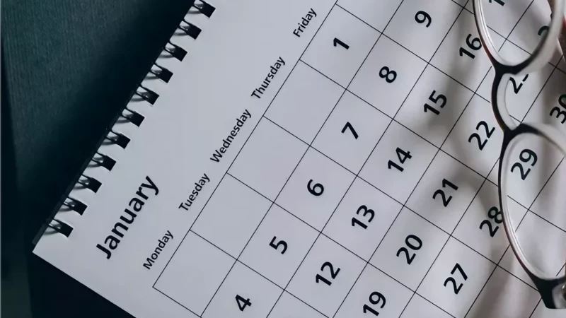 11 يوم إجازة في شهر واحد.. جدول العطلات الرسمية في يناير 2025 للقطاع العام والخاصاقترب عام 2024 من الانتهاء حيث لم يتبقى إلا حوالي 10 أيام على بداية العام الجديد، ويتساءل الكثير من