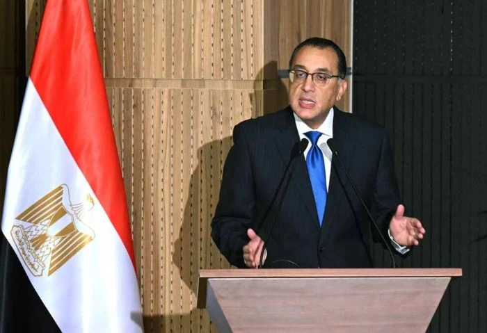 محمد أنور يكشف سر رفض سلام ظهوره كضيف شرف في ديبو كشف الفنان محمد أنور، عن حقيقة وجود خلاف بينه وبين الفنان محمد سلام، بعد الحديث عن وجود أزمة بينهما