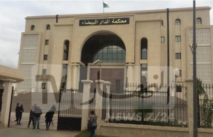 مفاجأة عن حالة الفنان عادل إمام الصحية نجل الزعيم يرد على اعتزاله الفن بشأن الزعيم الفنان عادل إمام و حالته الصحية، نفى نجل الزعيم المخرج رامي إمام