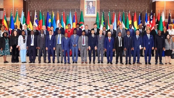 الجزائر تشارك في معرض تراثنا 2024 أكد باسل رحمي الرئيس التنفيذي لجهاز تنمية المشروعات المتوسطة والصغيرة ومتناهية الصغر أن معرض تراثنا يشهد سنويا مشاركة عربية واسعة تعزز التعاون الا