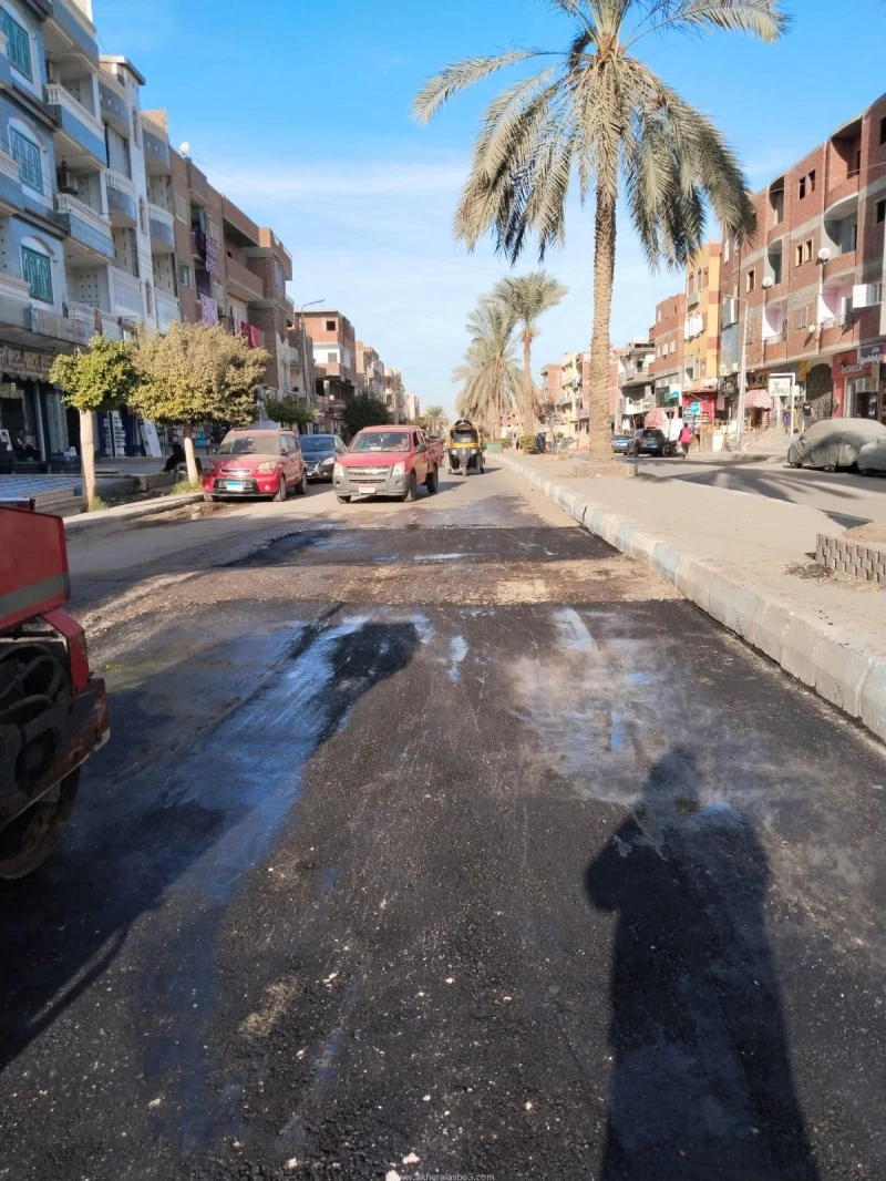 كتبت أمل عبد الرحيم تابع اللواء طيار أ.ح أكرم محمد جلال محافظ الإسماعيلية الجهود التي تبذلها مديرية الطرق والنقل بالإسماعيلية لتنفيذ الخطة الاستثمارية للعام المالي الحالي ٢٠٢٥٢٠٢٤؛