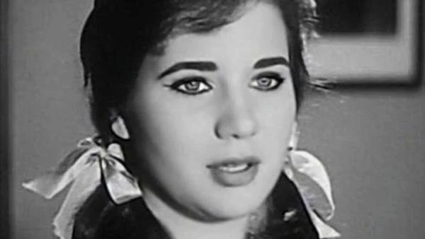 في ذكرى وفاتها.. قصة رحيل زبيدة ثروت حبيبة بيليه والعندليب تحل اليوم ذكرى وفاة الفنانة زبيدة ثروت التي اشتهرت بجمالها ولون عينيها الغريب الذي جذب العديد من المحبين لها، وكان أبرزهم