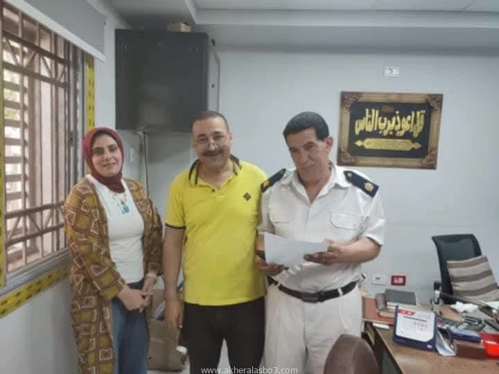 عطاء استمر لأكثر من ٣٠ عاما خدمة بالاحوال المدنية بدمنهور تهنئة بمناسبة بلوغ سن المعاش في جو يسوده الحب والوئام والبهجة والفرح أقيم حفل تهنئة وتكريم للسيد العقيد ياسر جلال ظابط مشر