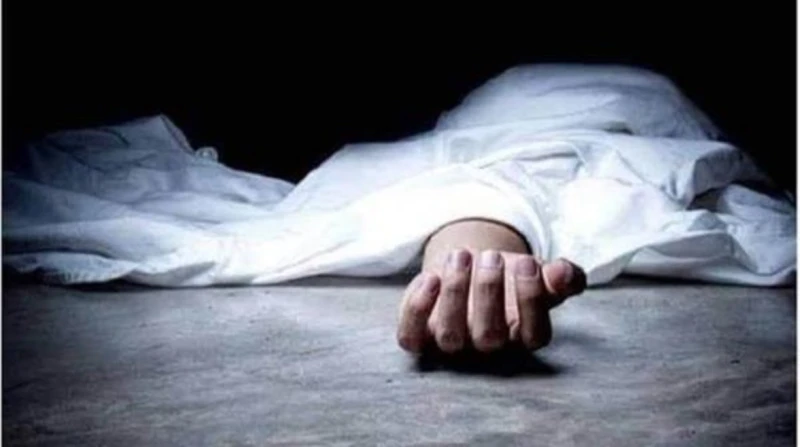 رفعت نفقة على أبوه.. خلاف بين متهم ووالدته ينتهي بجريمة قتل توفي شاب أربعيني بعدما تعرض للطعن إثر تدخله لإنهاء خلاف بين متهم ووالدته بمحافظة بورسعيد.تلقى مساعد وزير الداخلية مدير أ