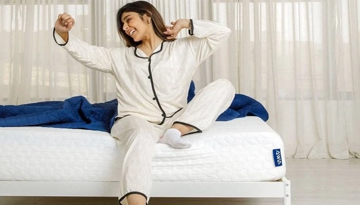 النوم الجيد ليس رفاهية.. تعرف كيف تحسن جودة نومكحسب أوى فإن النوم الجيد ليس رفاهية، فإن النوم الجيد ليس رفاهية، بل هو ضرورة أساسية للحفاظ على الصحة النفسية والجسدية. ومن أهم العوام