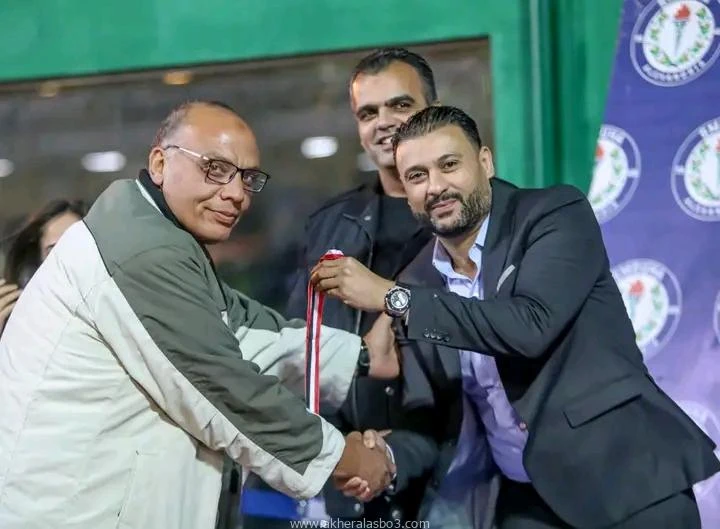 تم اليوم تكريم السيد مدير اداره التنس الارضي بنادي سموحه كتب حماده القط تم تكريم الاستاذ محمد احمد مدير اداره التنس الارضي بنادي سموحه كرم مجلس اداره