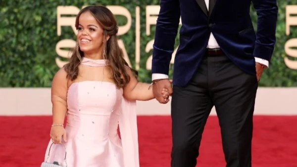 مريم شريف من ختام مهرجان البحر الأحمر للسينما: كلنا بشر و لازم نتقبل بعض عبرت مريم شريف بطلة فيلم سنو وايت في مهرجان البحر الأحمر للسينما عن سعادتها بالمشاركة في فيلم سنو وايت مع أ