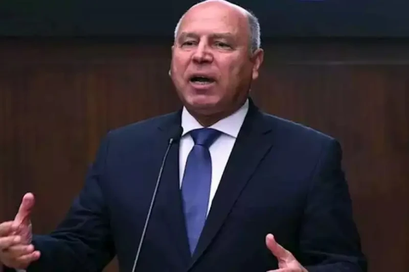 وزير الصناعة والنقل يبحث مع بيلاروسيا توطين عدد من الصناعات الهامة في مصر بحث كامل الوزير نائب رئيس الوزراء للتنمية الصناعية وزير الصناعة والنقل خلال