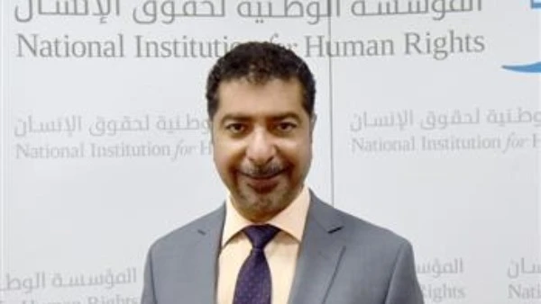 رئيس حقوق الإنسان بالبحرين: يوجد تقصير عربي في توضيح الحقائق للغرب أشاد المهندس علي الدرازي رئيس المؤسسة الوطنية لحقوق الإنسان بالبحرين بالعلاقات المصرية البحرينية في كافة المجالات