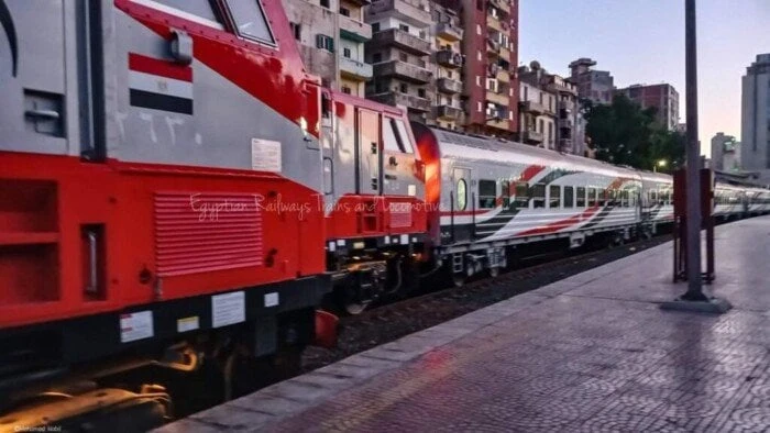 قبلي وبحري.. مواعيد القطارات المكيفة اليوم الجمعة 20 ديسمبر 2024مواعيد القطارات اليوم.. يبحث الكثير من المسافرين، اليوم الجمعة 20 ديسمبر 2024، عن