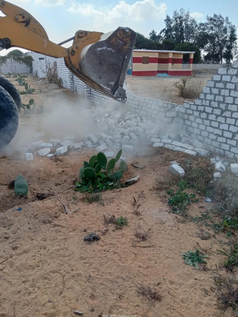 كتبت أمل عبد الرحيم تنفيذا لتوجيهات السيد الرئيس عبد الفتاح السيسي رئيس الجمهورية بضرورة التصدي بكل حزم لكافة أشكال التعديات على أراضي الدولة والأراضي الزراعية، واسترداد أراضي الدو