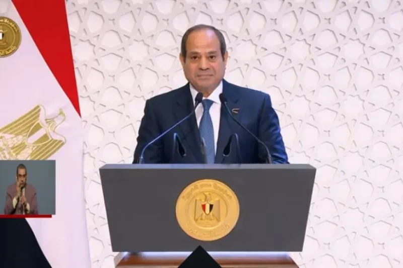 الرئيس السيسي: إقامة منطقة لوجستية مشتركة بين إندونيسيا ومصر بالمنطقة الاقتصادية لقناة السويسأشاد الرئيس عبد الفتاح السيسي، بالعلاقات الثنائية مع دولة إندونيسيا، قائلا: العلاقات بي