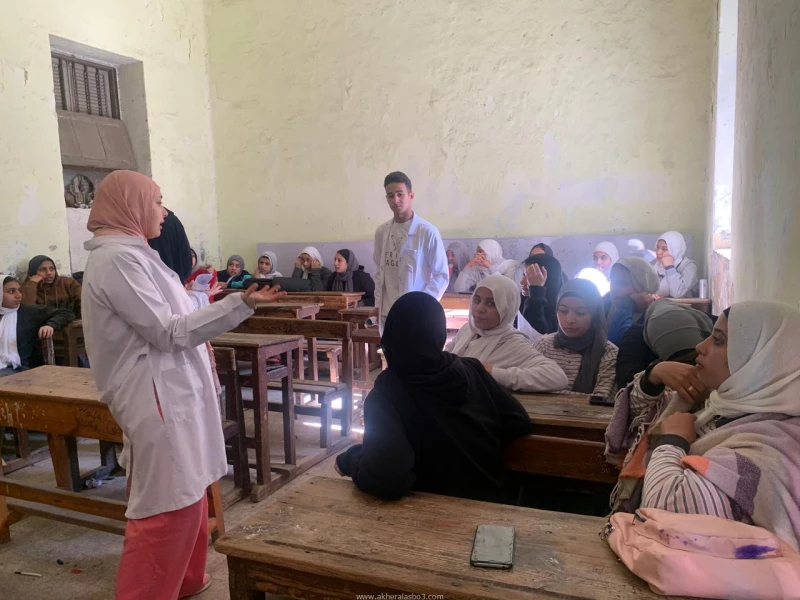 كتبت أمل عبد الرحيم نظمت كلية الطب بجامعة قناة السويس ندوة توعوية بعنوان دور عيادة الطب النفسي في التصدي للعنف ضد المرأة، وذلك تحت رعاية الدكتور ناصر مندور، رئيس الجامعة، الذي أكد 