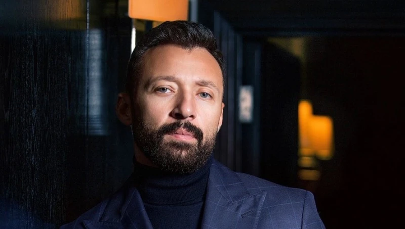 احمد فهمي يكشف عن مسلسلين جديدين : عندي تلغراف و٢ قهوة كشف الفنان أحمد فهمي عن أحدث أعماله الفنية، موضحا أن لديه مسلسلين جديدين في مرحلة التصوير