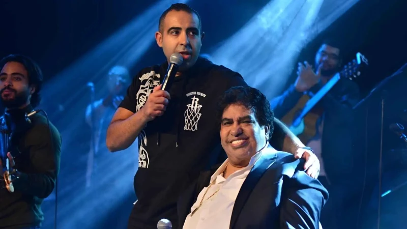 من هو أحمد عدوية؟ أبرز المعلومات عن أيقونة الغناء الشعبي المصري افاق عربية - يعد أحمد عدوية، الذي ولد في 26 يونيو 1945 في محافظة المنيا، واحدا من