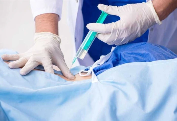 إحالة ممرض للمحاكمة بتهمة التحرش بمريضة في مستشفى زايد أحالت النيابة العامة في الجيزة ممرضا إلى محكمة الجنايات بتهمة التحرش بمريضة داخل مستشفى زايد، وذلك بعد التحقيقات التي أظهرت ت