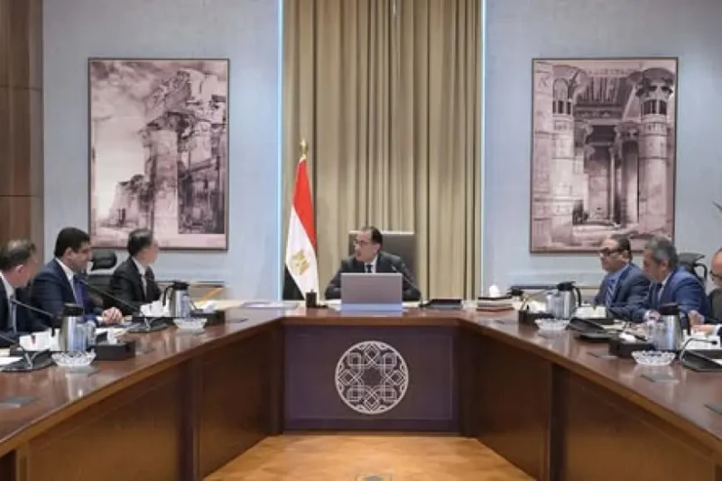 مدبولي يرحب بالتعاون مع فوربس العالمية لتنظيم مؤتمرها السنوي بالعاصمة الإداريةالتقى الدكتور مصطفى مدبولي، رئيس مجلس الوزراء، صباح اليوم، بمقر الحكومة