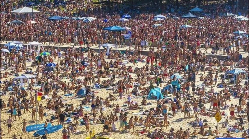 برونتي الوجه الآخر للإسكندرية.. جنة أستراليا تتحول إلى جحيم لا تقتصر مشاهد الزحام والاكتظاظ على شواطئ الإسكندرية صيفا فحسب، فشاطئ برونتي في سيدني