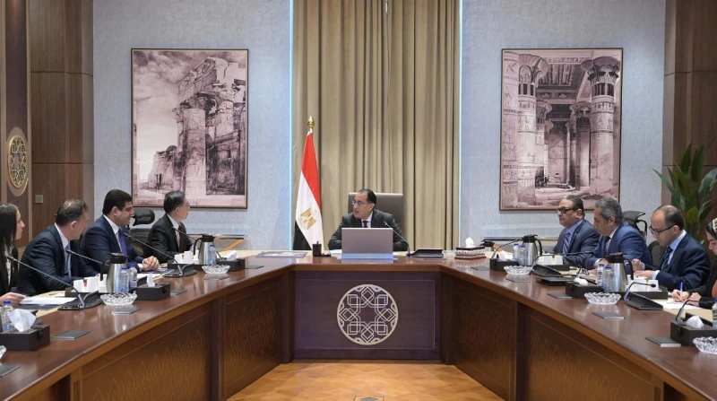 في العاصمة الإدارية.. تعاون جديد بين الحكومة وفوربس العالمية رحب رئيس الوزراء، مصطفى مدبولي، باعتزام مؤسسة فوربس العالمية عقد مؤتمرها السنوي بالعاصمة