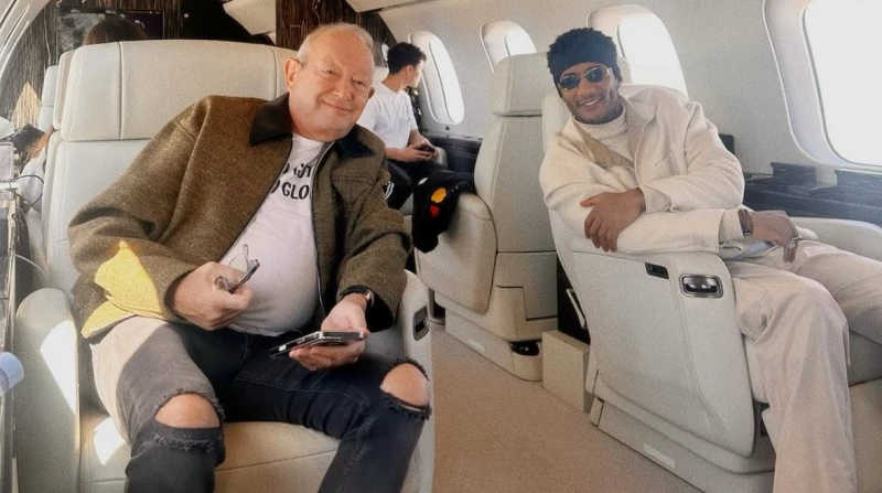 مع ساويرس في الجونة.. تهنئة خاصة من رمضان للأقباط (صور) حرص الفنان محمد رمضان، على تهنئة الأقباط بمناسبة حلول عيد الميلاد المجيد، من خلال منشور له