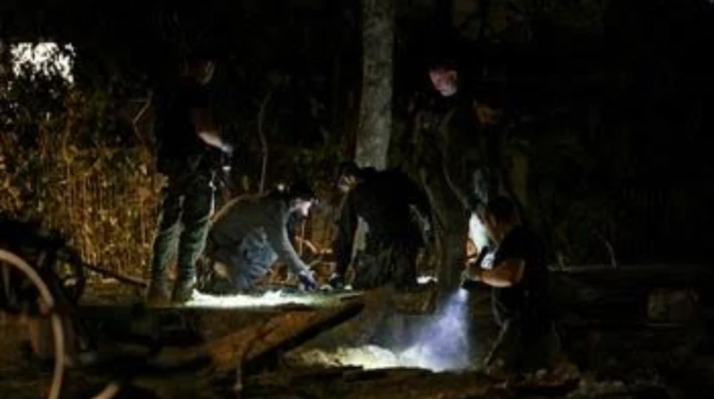 بعد إصابة 16 إسرائيليا.. مسؤول حوثي: العدو يقلل من خسائره إعلاميا أسفر هجوم صاروخي استهدف تل أبيب صباح اليوم عن إصابة 16 شخصا بجروح طفيفة، معظمها ناتج عن تهشم الزجاج.وأعلنت وحدة ال