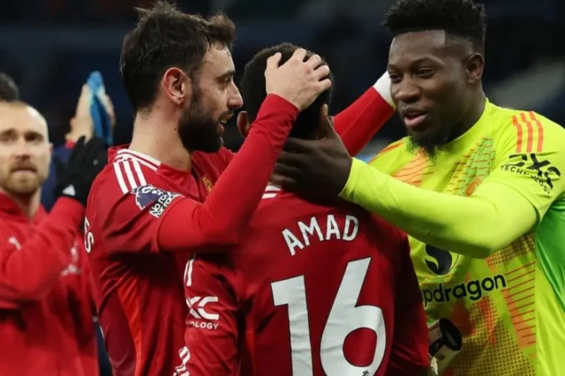 مواعيد مباريات اليوم الخميس 19 ديسمبر 2024 تتصدر قمة توتنهام هوتسبير ومانشستر يونايتد مباريات اليوم الخميس 19 ديسمبر 2024. ويلتقي الفريقان في ختام مباريات الدور ربع نهائي من مسابقة