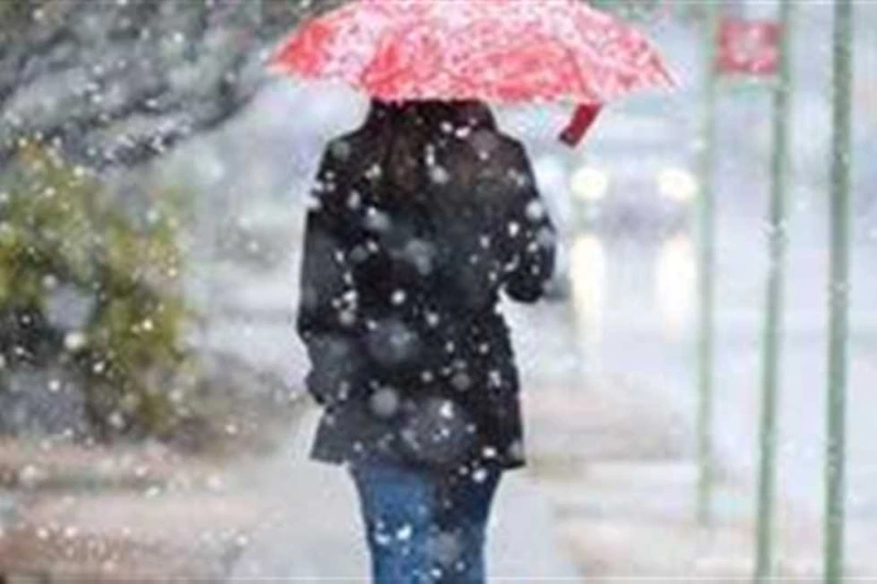 درجات الحرارة تصل ل4.. الأرصاد توجه نصائح للراغبين في الخروج ليلا للاحتفال برأس السنة كشفت منار غانم، عضو المركز الإعلامي بالهيئة العامة للأرصاد الجوية، عن استمرار حالة عدم استقرار