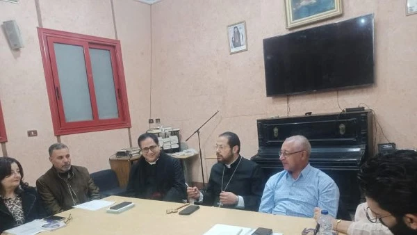 الأنبا باخوم يلتقي مسؤولي خدمة يسوع السجين بالقاهرة التقى نيافة المطران باخوم، النائب البطريركي لشؤون الإيبارشية البطريركية، مسؤولي خدمة يسوع السجين، مكتب القاهرة، وذلك بكاتدرائية 