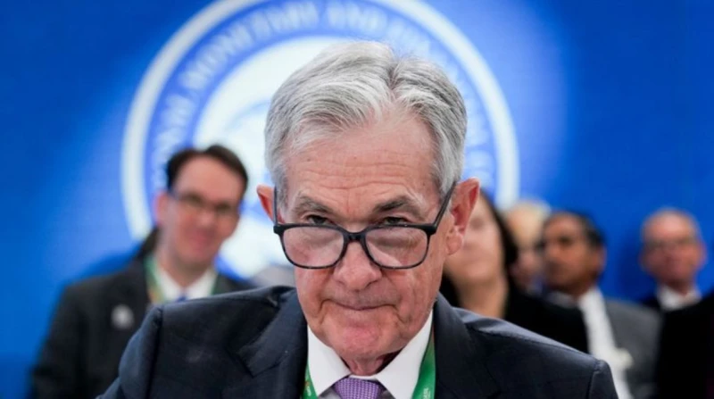 الاحتياطي الفيدرالي يخفض أسعار الفائدة 25 نقطة قررت لجنة السياسة النقدية في مجلس الاحتياطي الفيدرالي الأمريكي، خفض أسعار الفائدة بمقدار 25 نقطة أساس،