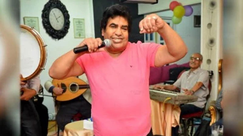 خبيرة شؤون الكباب.. من هي خطيبة أحمد عدوية الأولى؟ ما زال اسم الفنان أحمد عدوية يتصدر التريند ليس فقط لعظمة اسمه وتاريخه الفني ولكن حزنا على رحيله، أمس عن عمر ناهز 79 عاما.نال عدوي