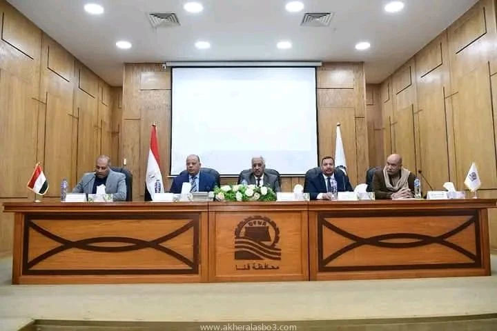 ندوة تثقيفية بمحافظة قنا لتعزيز التعاون وإدارة الموارد المائية بفعالية متابعة شحاتة أبو رضوان نظمت محافظة قنا ندوة تثقيفية للتعريف بالمستويات المختلفة للروابط والأدوار والمسؤوليات 