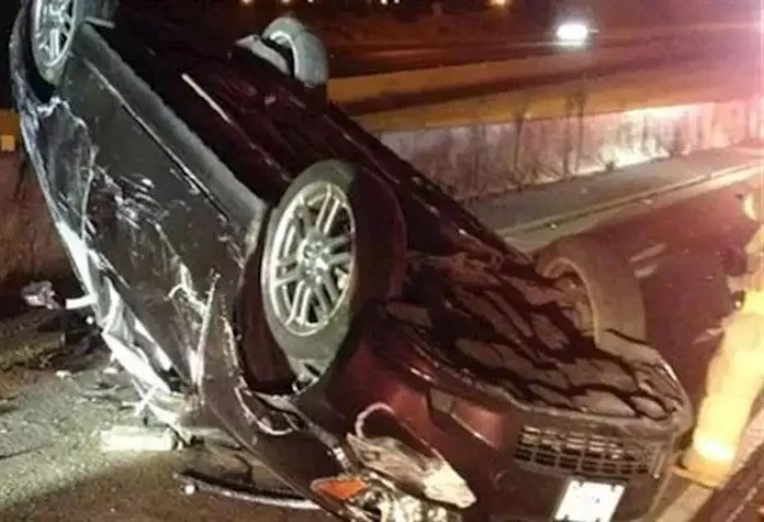 إصابة 5 أشخاص في حادث تصادم سيارة ملاكي بالهرم أصيب 5 أشخاص في حادث مروري اليوم، إثر اصطدام سيارة ملاكي بالحاجز الخرساني أعلى الطريق الدائري في منطقة