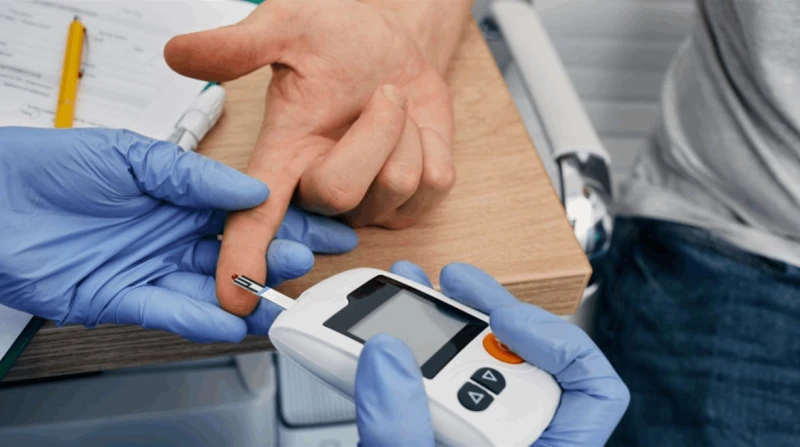 بعد إطلاق جلارجين.. اعرف التحاليل اللازمة لتشخيص مرض السكري تساؤلات عدة شغلت أذهان المواطنين، حول التحاليل اللازمة لتشخيص مرض السكري، بالتزامن مع