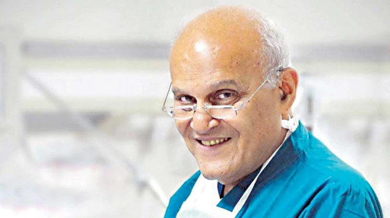 الليلة.. مهرجان الأفضل يكرم مجدي يعقوب ومحمود الخطيب يستعد مهرجان الأفضل في دورته العاشرة، اليوم، لتكريم عدد من النجوم والشخصيات العامة، جاء في