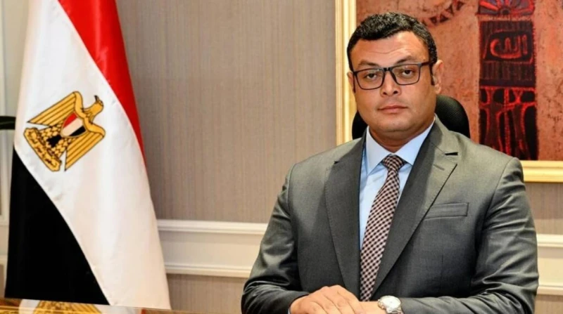 الإسكان تعلن موعد تسليم أراضي بيت الوطن بالقاهرة الجديدة أعلن وزير الإسكان والمرافق والمجتمعات العمرانية شريف الشربيني، تسليم قطع أراضي بيت الوطن