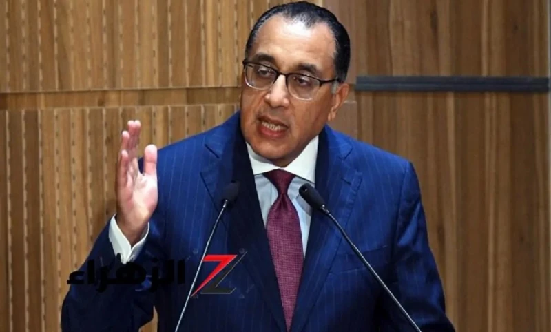 أول بيان من مجلس الوزراء عقب إصابة رئيس الحكومة بدوار على الهواء إصابة رئيس الحكومة بدوار أعلن المستشار محمد الحمصاني المتحدث الرسمي باسم مجلس